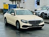Mercedes-Benz E 200 d *TAXI*1.HAND*NAVI*LED*KAMERA*LEDER*PDC** - Mercedes-Benz E 200: Taxi