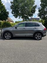 Volkswagen Tiguan 2.0 TDI SCR 140kW DSG 4MOTION Highlin... - Volkswagen Tiguan: TDI 140
