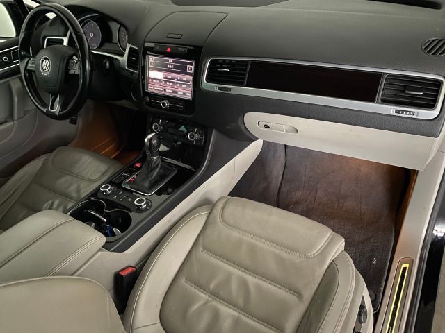 Touareg 3.0 V6 TDI AHK+NAVI+LUFT+LEDER+STANDHZ