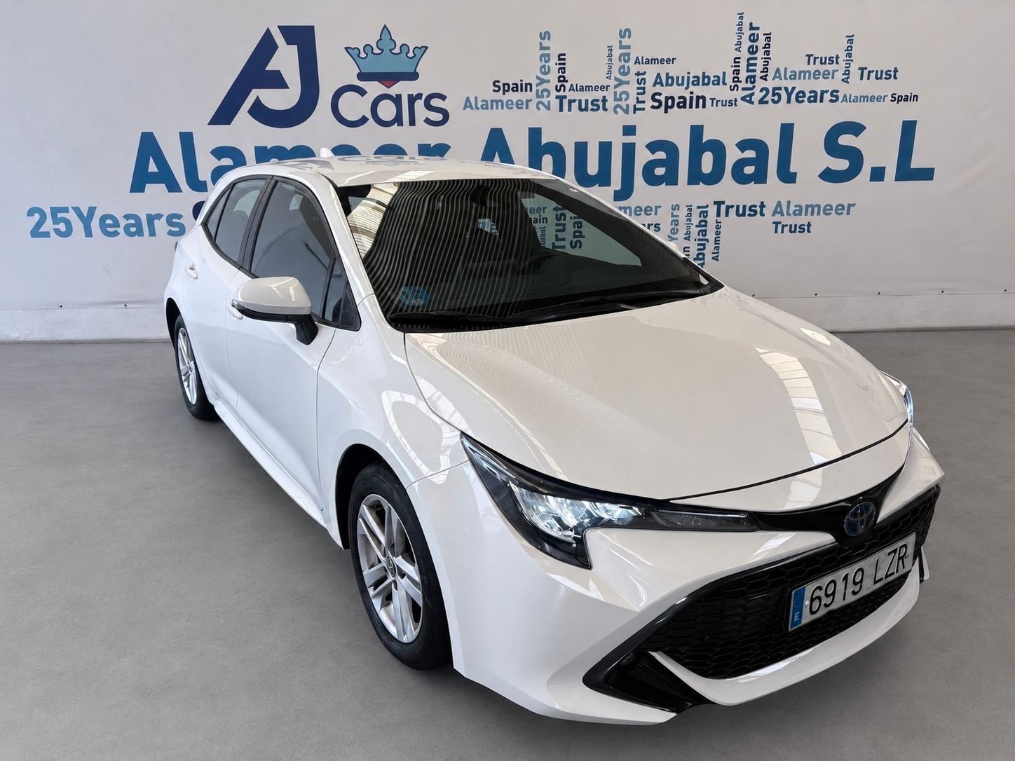 Toyota Corolla Hybrid Basis imagem 3