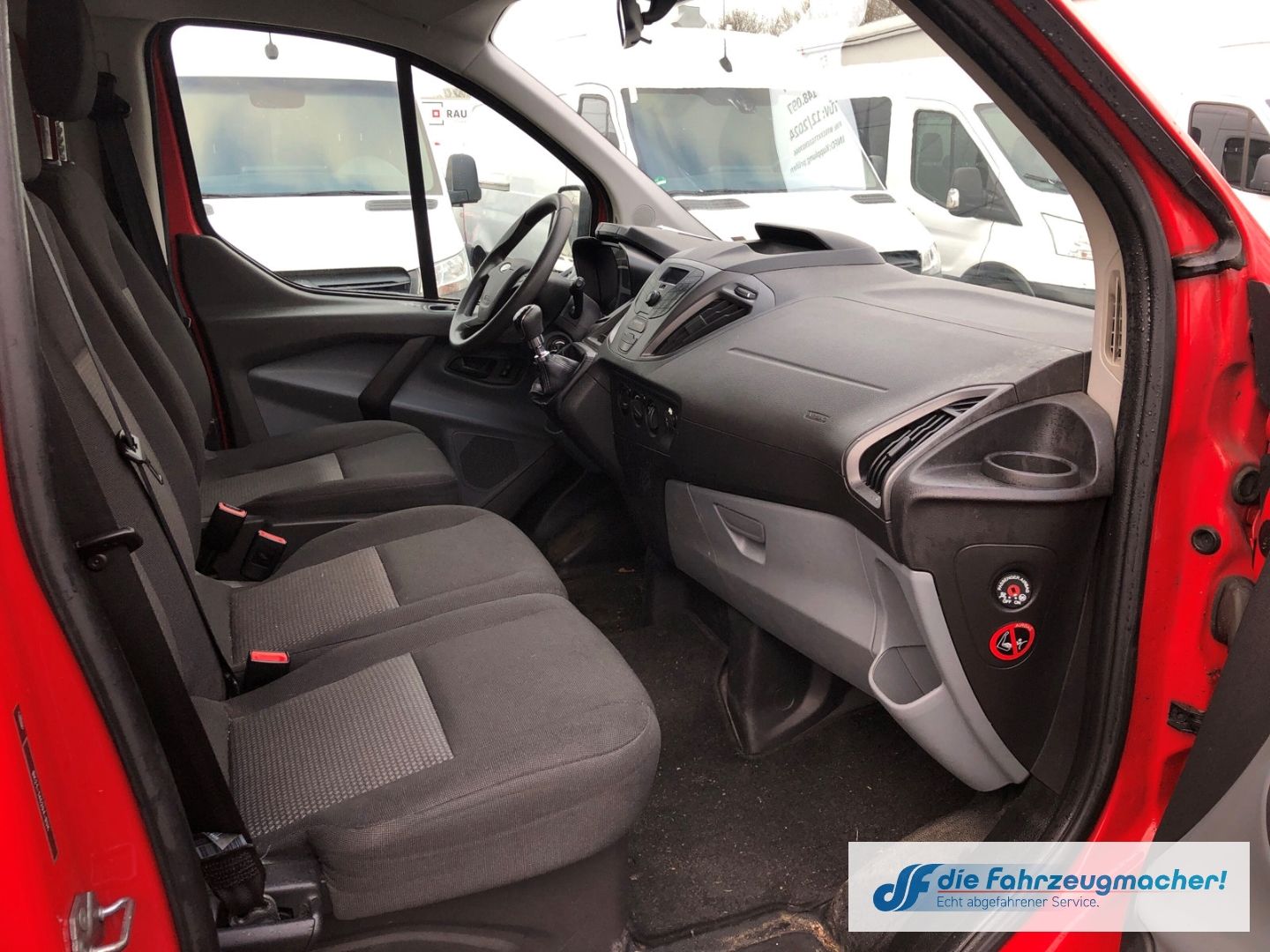 Fahrzeugabbildung Ford Transit Custom Kombi 300 L1 2.2 TDCi *1447 *EXPO