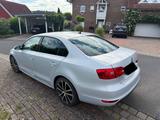 Volkswagen Jetta 2.0 TDI Highline Highline - silberne Volkswagen Jetta