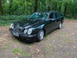 Mercedes-Benz Mercedes E 270 CDI - Mercedes-Benz E 270 aus 2002: Cdi