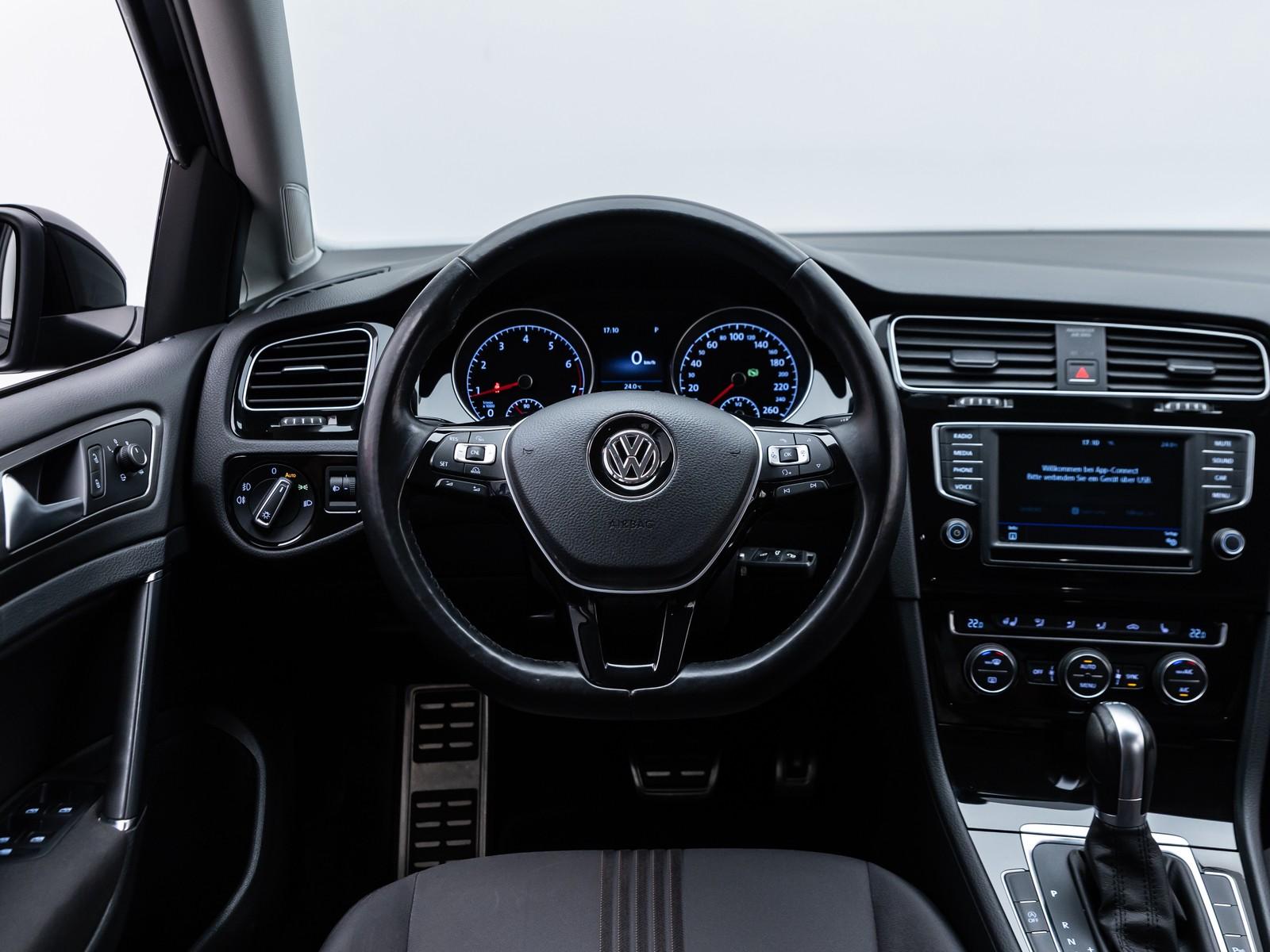 Volkswagen Golf VII Allstar BMT