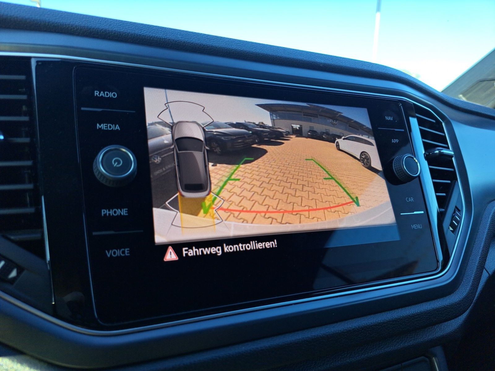 Volkswagen T-Roc - Bild 22