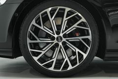 AUDI S8 4.0 TFSI*EXCLUSIVE*AHK*STHZG*PANO*MATRIX*B&O*