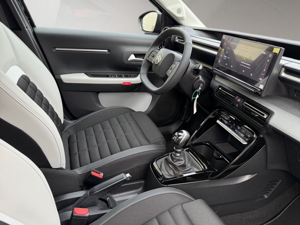 Fahrzeugabbildung Citroën C3 Aircross Turbo 100 PLUS - Winter Paket