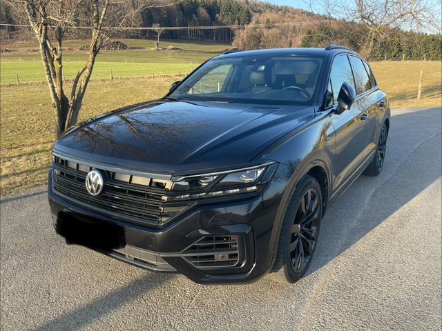VW Touareg 3.0 V6 TDI 210kW 4MOT Tiptr. R-Line ...