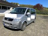 Volkswagen T5 Transporter - Volkswagen T5: Firmenfahrzeug