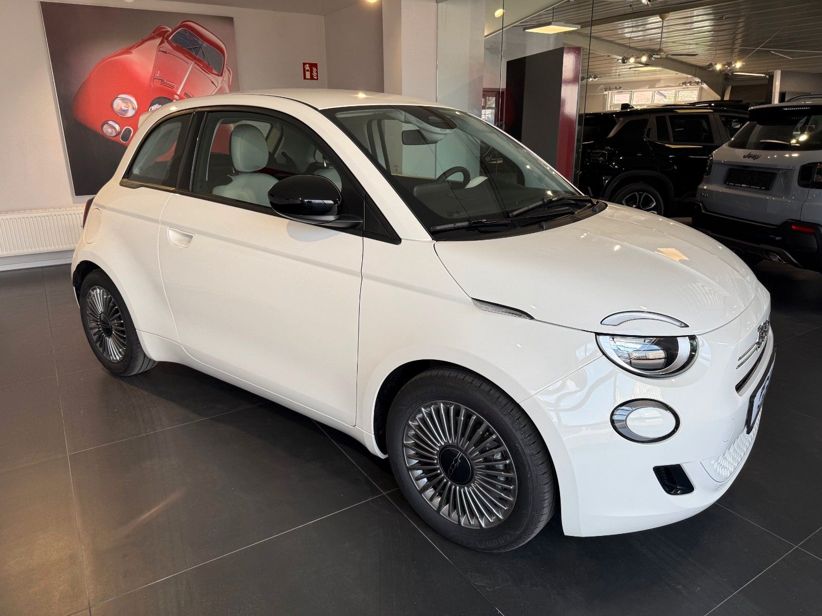 Fiat 500 1.0 Hybrid FireFly 48 kW Icon imagem 2
