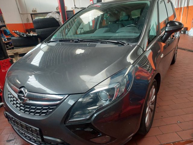 Opel Zafira Tourer 1.4 Turbo INNOVATION 7Sitzer