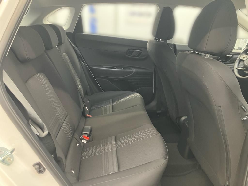 Fahrzeugabbildung Hyundai i20 1.2 5-MT Select Navi SpurH KAM PDC