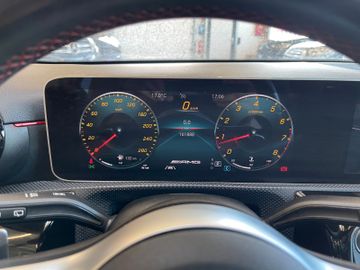 Mercedes-Benz A35 AMG 4Matic *PANO*LED*PDC*CARPLAY*