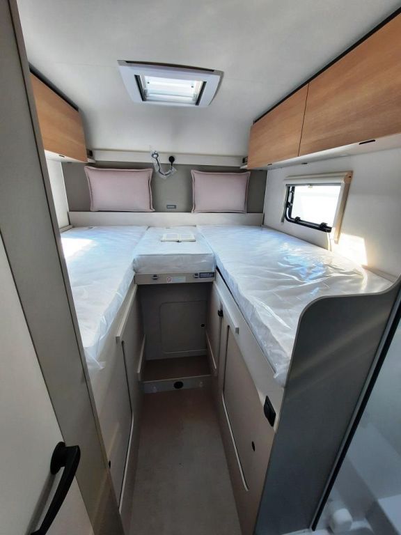 Fahrzeugabbildung LMC Tracer 730 EL Verfüg./Sparen Sie 9.271,- €