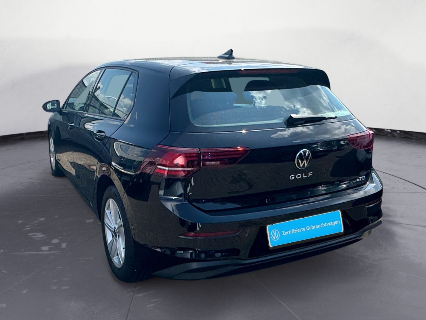 Volkswagen Golf 8 1.5 TSI DSG LED NAVI PANO APP foto 3