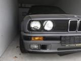 BMW e30 320i cabrio - BMW 320: E30 320i