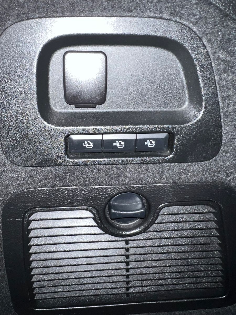 Fahrzeugabbildung Ford Galaxy 2.0 TDCI * 7.SITZER *NAVI*