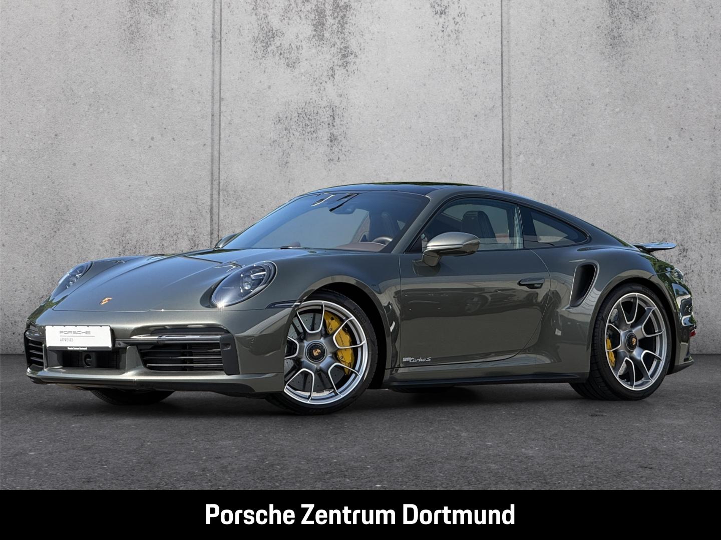 Porsche 992 (911) Turbo S Burmester Sportabgas InnoDrive