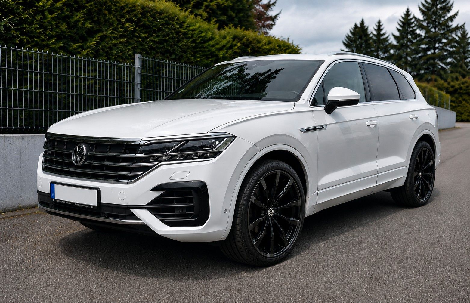 VW Touareg R-Line, Top, Matrix, Pano - mit GARANTIE