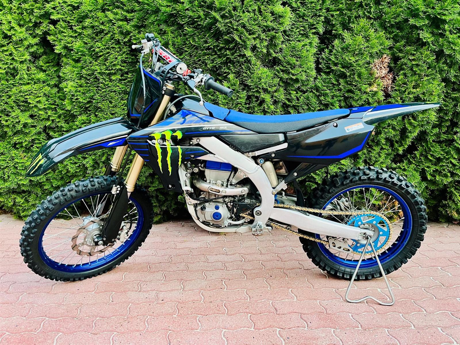 Yamaha YZ450F Monster Energy Edition Finanzierung