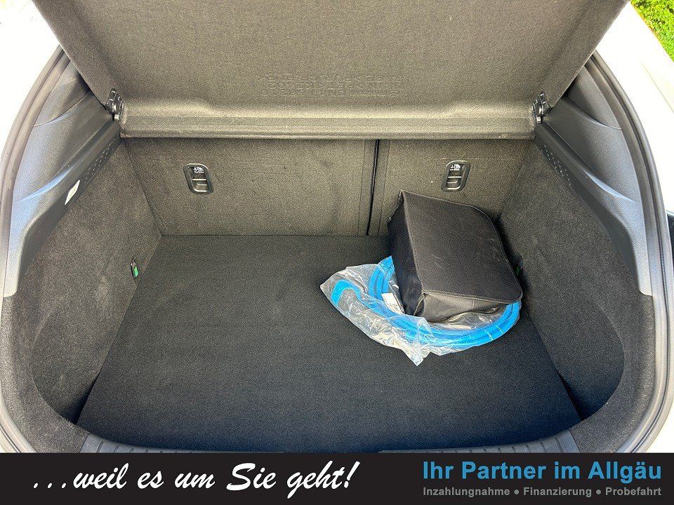 Fahrzeugabbildung Mazda MX-30 35kWh FIRST EDITION MATRIX+HEADUP+NAV+SHZ+