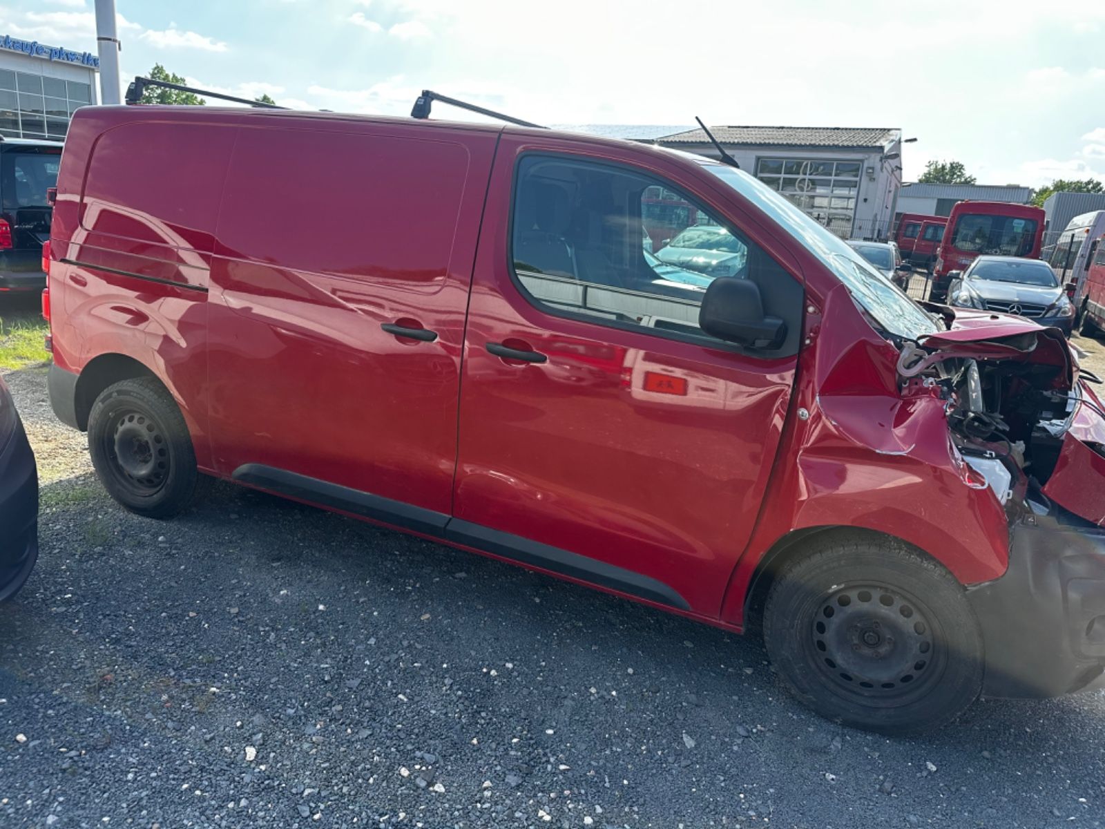 Fahrzeugabbildung Citroën Jumpy Kasten Business Klima Navi Motorl läuft