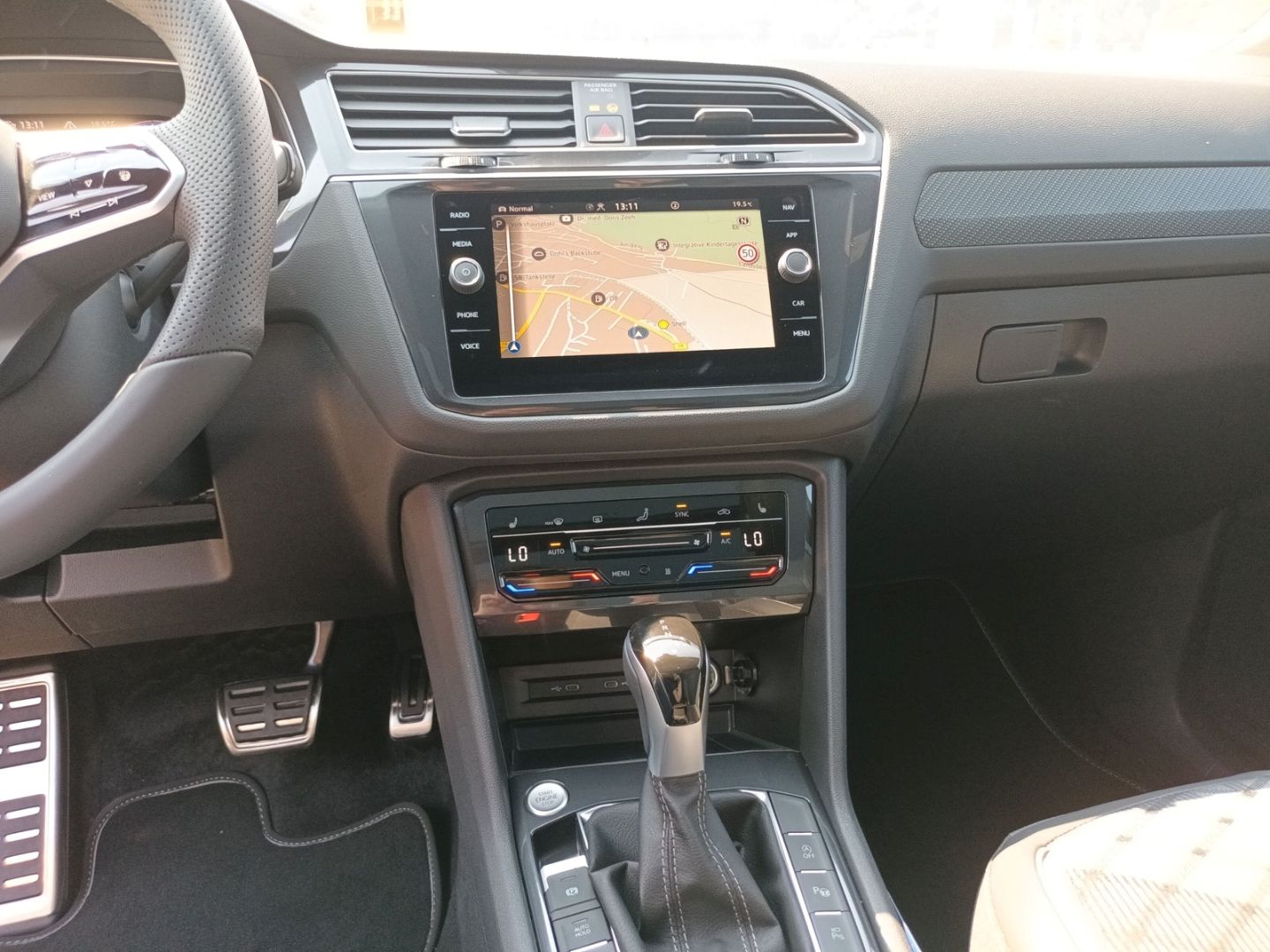 Volkswagen Tiguan Allspace R-Line 4Motion 2.0 TDI Anhängerk foto 11