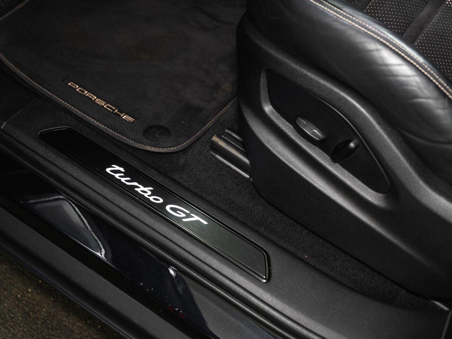 Porsche Cayenne Coupé 4.0 Turbo GT