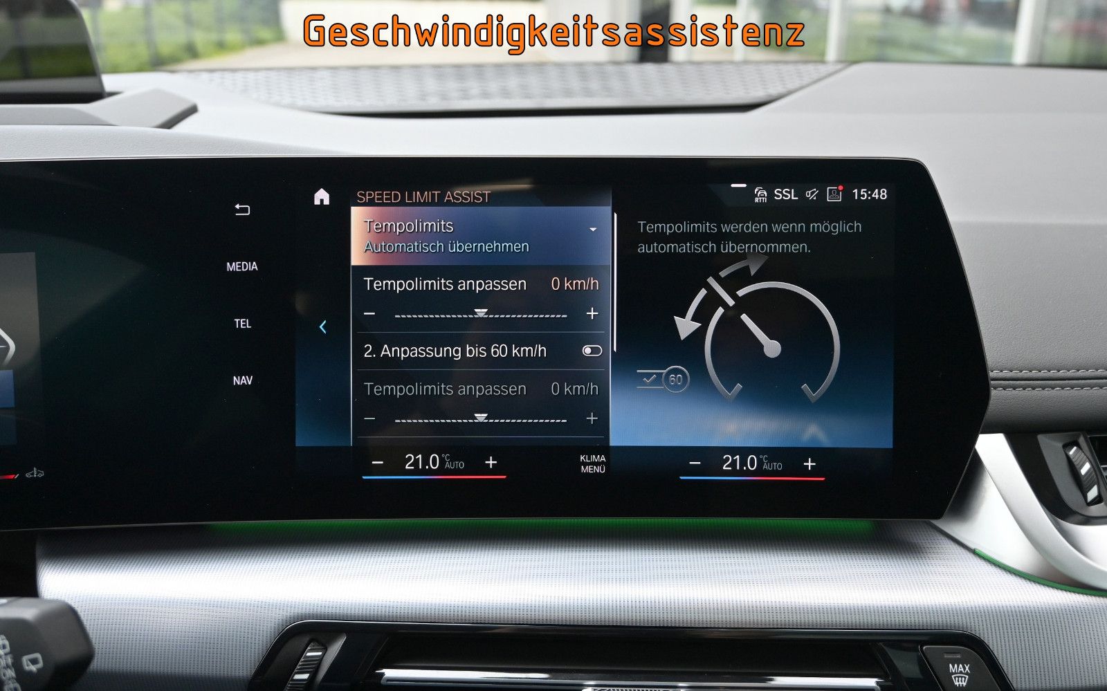 Fahrzeugabbildung BMW 223d xDr Active Tourer Luxury °ACC°HUD°PANO°360°