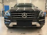 Mercedes-Benz ML 350 R-Kamera*Memory*Stndhzg*Bi-Xenon*Pano*AHK - Mercedes-Benz ML 350 mit Benzin-Antrieb