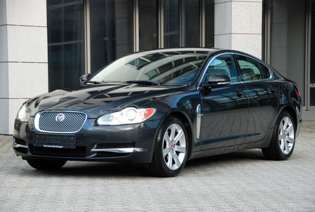 Jaguar XF 3.0 V6 Diesel Luxury| XENON| NAVI| LEDER| KAM