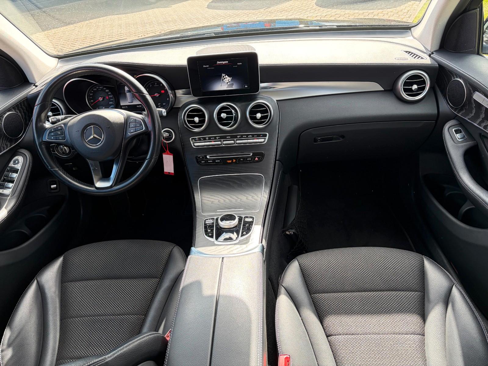 Mercedes-Benz GLC 250 4Matic Elektr.Klappe Kamera Exclusive