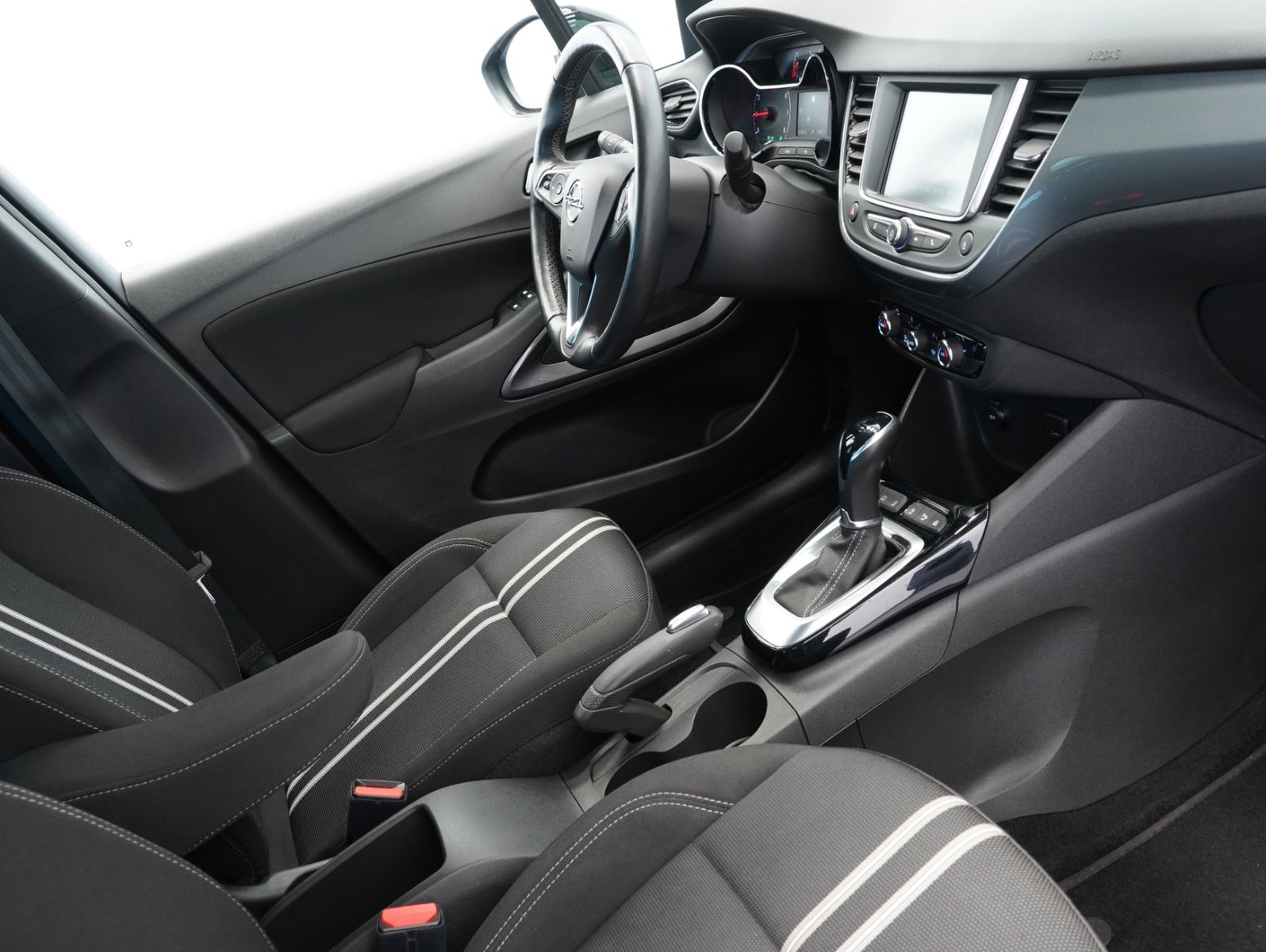 Fahrzeugabbildung Opel Crossland (X) 1.2 Turbo Elegance LED/PDC/KAMERA