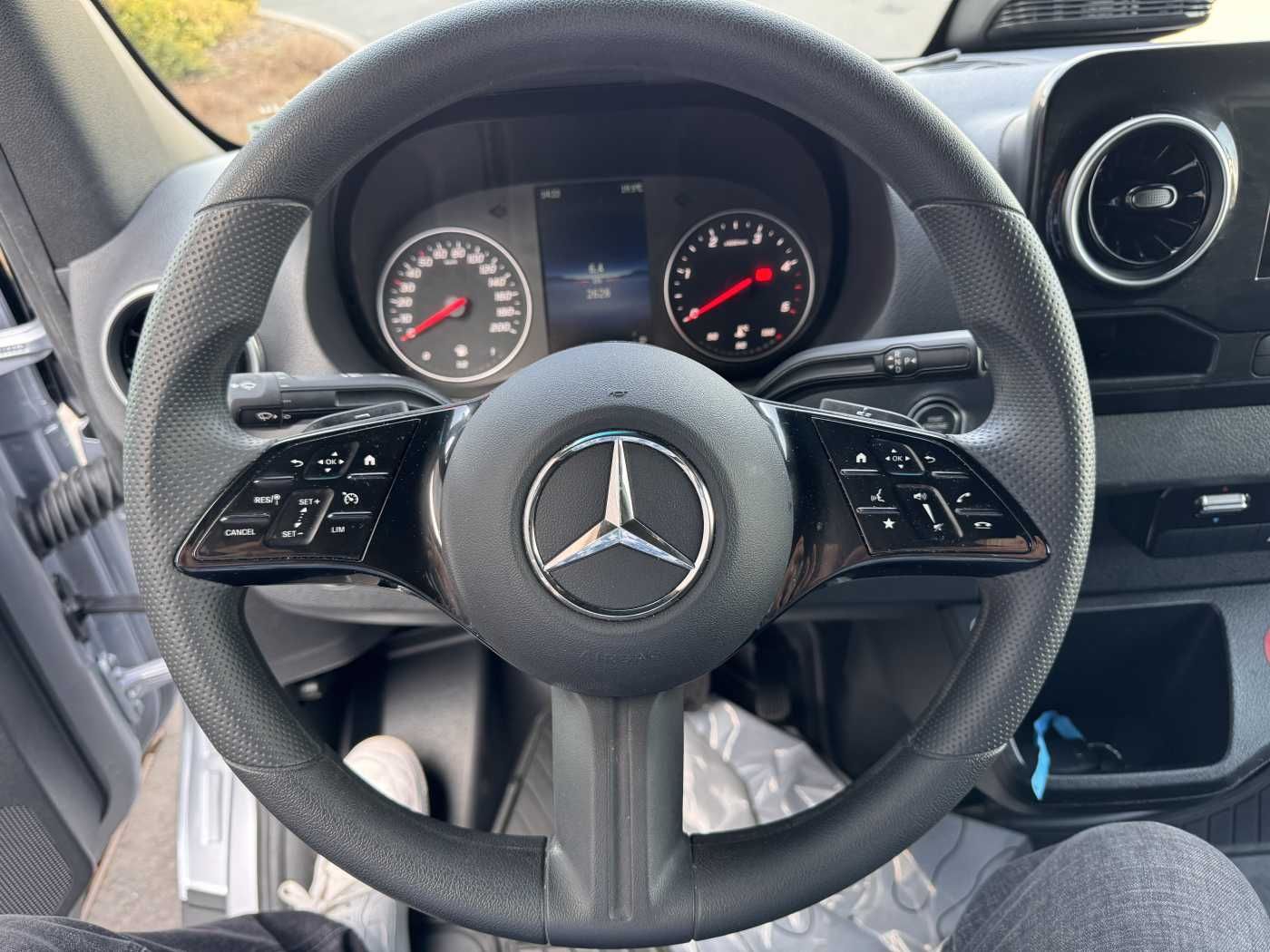Fahrzeugabbildung Mercedes-Benz Sprinter 317 CDI 3665 Klima Kamera MBUX Schwing