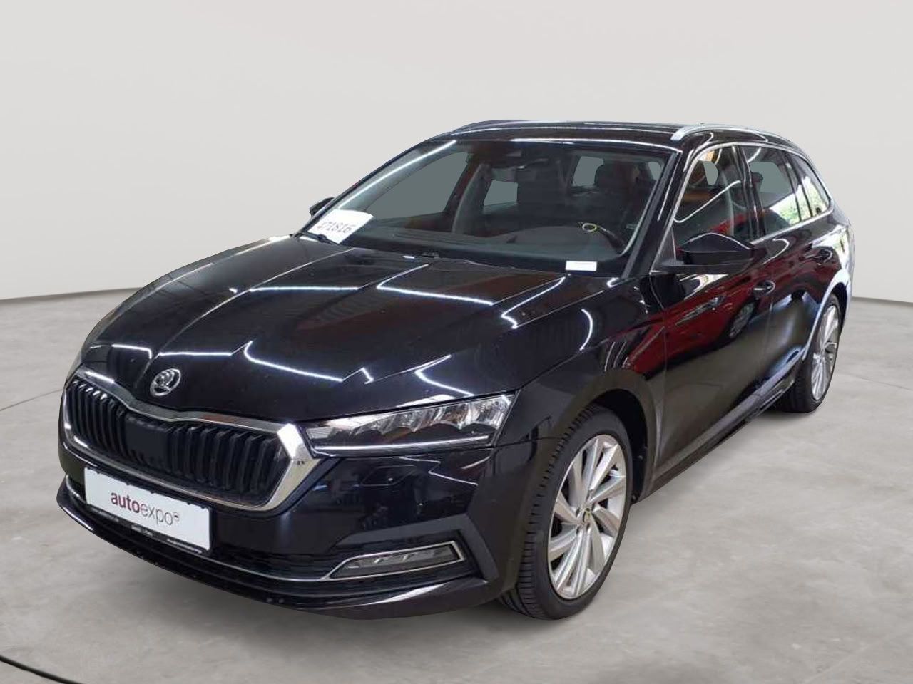 Skoda Octavia Combi 2.0 TDI 4x4 Style AHK NAV imagem 2