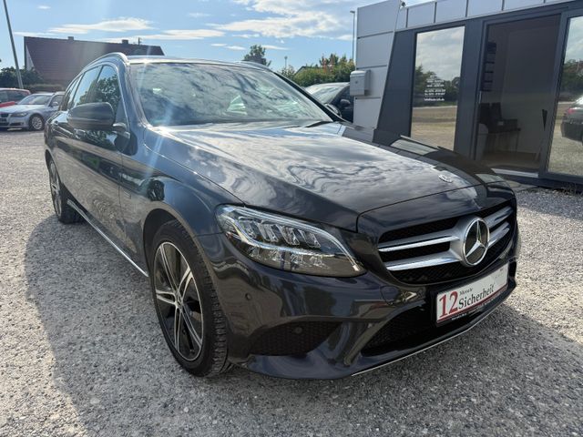 MERCEDES-BENZ C 300 de T Avantgarde/ACC/8xALU/1.HAND