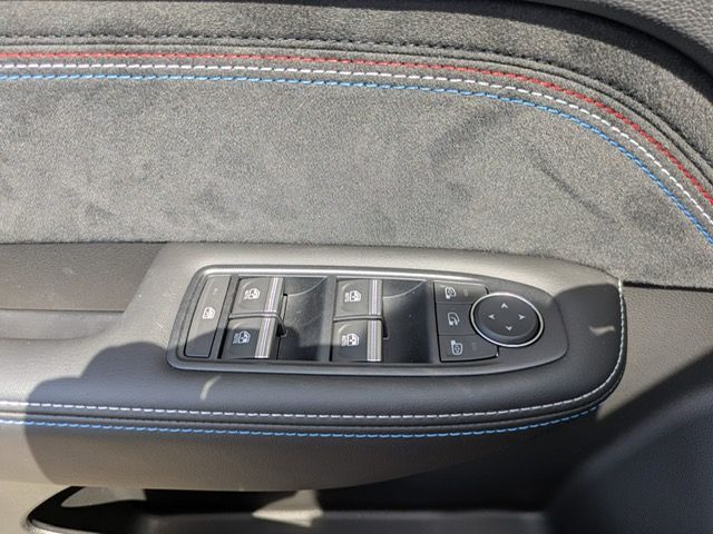 Fahrzeugabbildung Renault ARKANA ESPRIT ALPINE Mild Hybrid 160 EDC