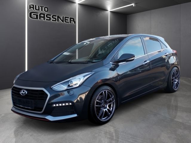 Hyundai i30 1.6 T. M/T Smart-Key/Navi/Panoramadach