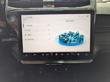 Ford Puma Titanium Automatik NEUES MODELL