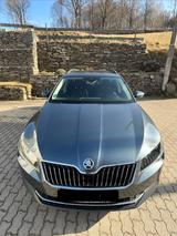 Skoda Superb 2.0 TDI SCR 140kW DSG 4x4 Ambition Combi - Skoda Superb Ambition mit Diesel-Antrieb