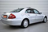 Mercedes-Benz E 320 Elegance+Navi+Automatik+SHZ+Xenon - Mercedes-Benz E 320: Limousine