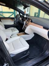 Tesla Model X - gebrauchte Tesla Model X aus dem Jahr 2020