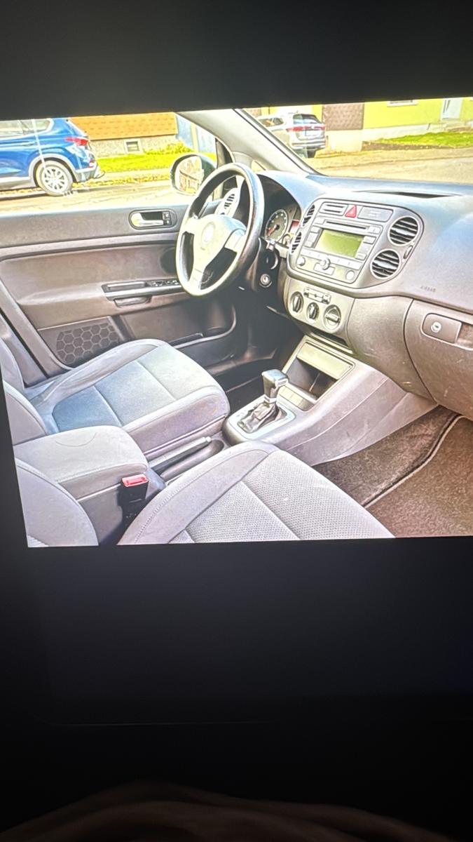 Volkswagen Golf Plus 2004 — вигляд ззаду