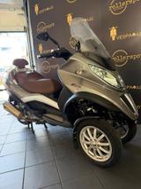 Piaggio MP3 500 LT Akrapovic ähnl.250/300/400 Metropolis - PIAGGIO MP3 300 LT