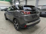 Peugeot 3008 1.2 PureTech GT-Line NAVI R-KAM SHZG LED - Peugeot 3008 Unfallwagen