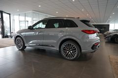 AUDI SQ5 TFSI | Pano | Carbon | Tech pro | HuD | B&O AUDI SQ5 TFSI | Pano | Carbon | Tech pro | HuD | B&O