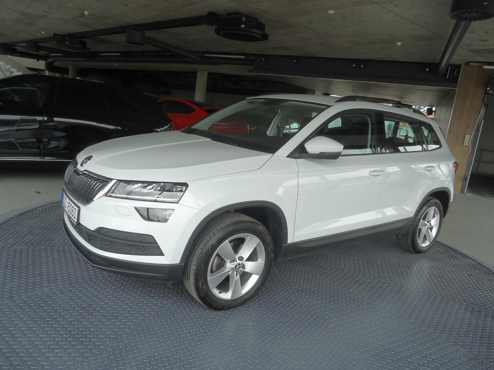 Skoda Karoq 1,5 TSI Ambition Plus AHK,SHZ,LED,ALU,NAV