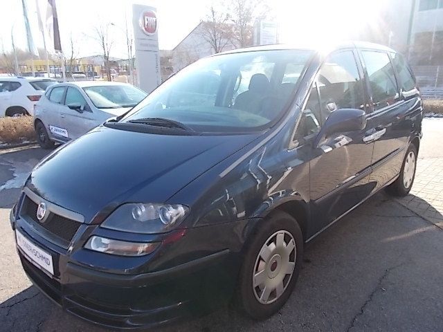 Fiat Ulysse Emotion 2.0 Multijet 16V Schiebedach