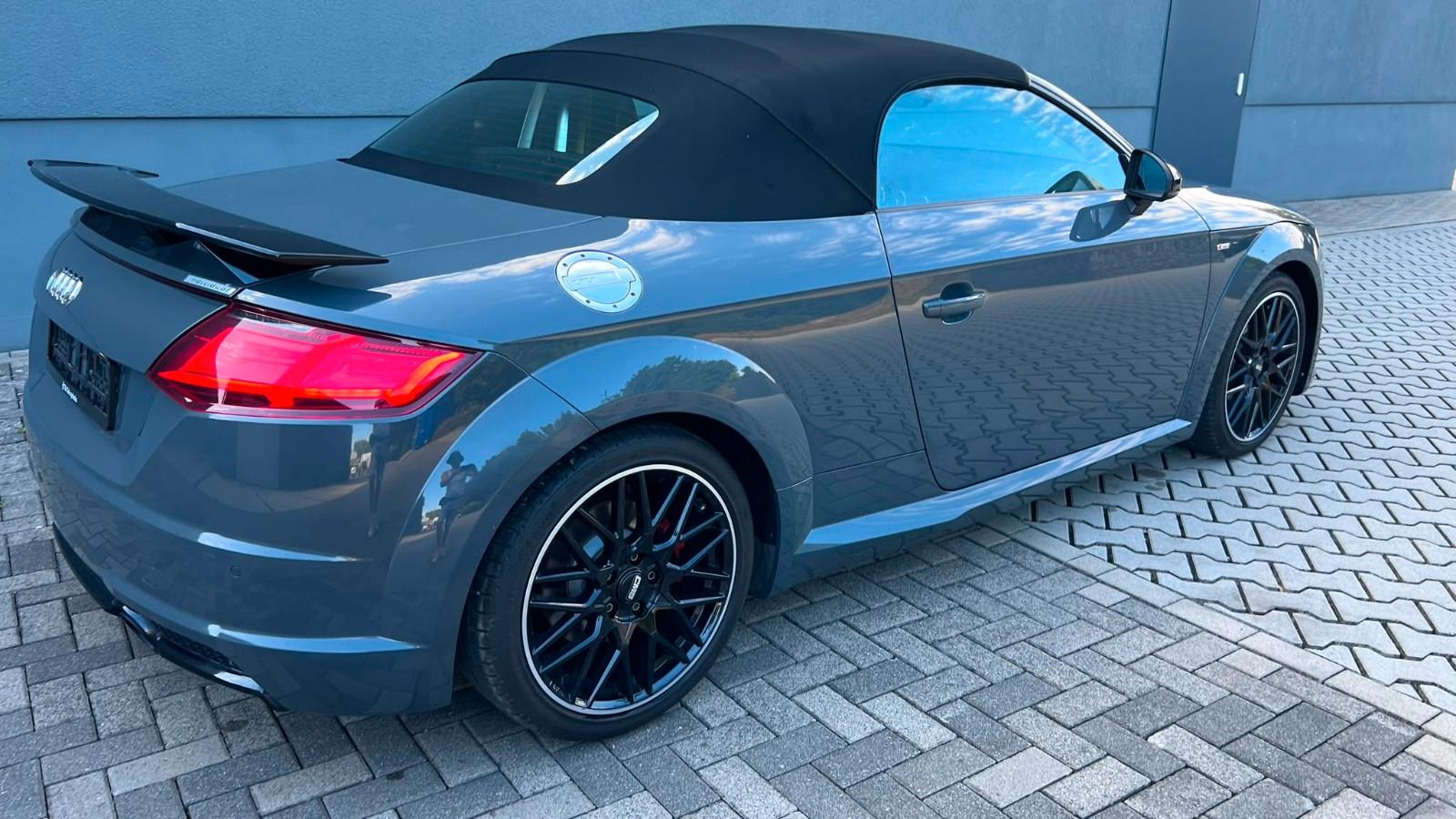 Audi TT Roadster 2.0 TFSI