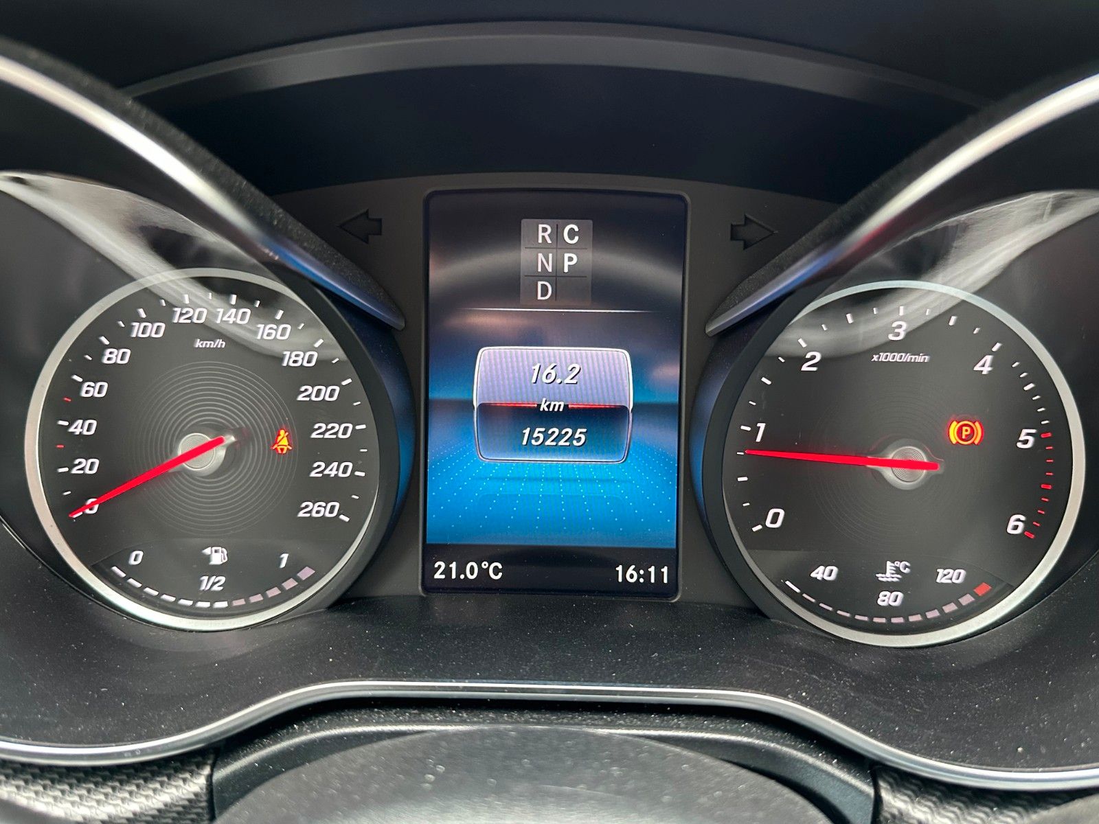 Fahrzeugabbildung Mercedes-Benz V 250 d EDITION AMG Kompakt ILS elektr Türen